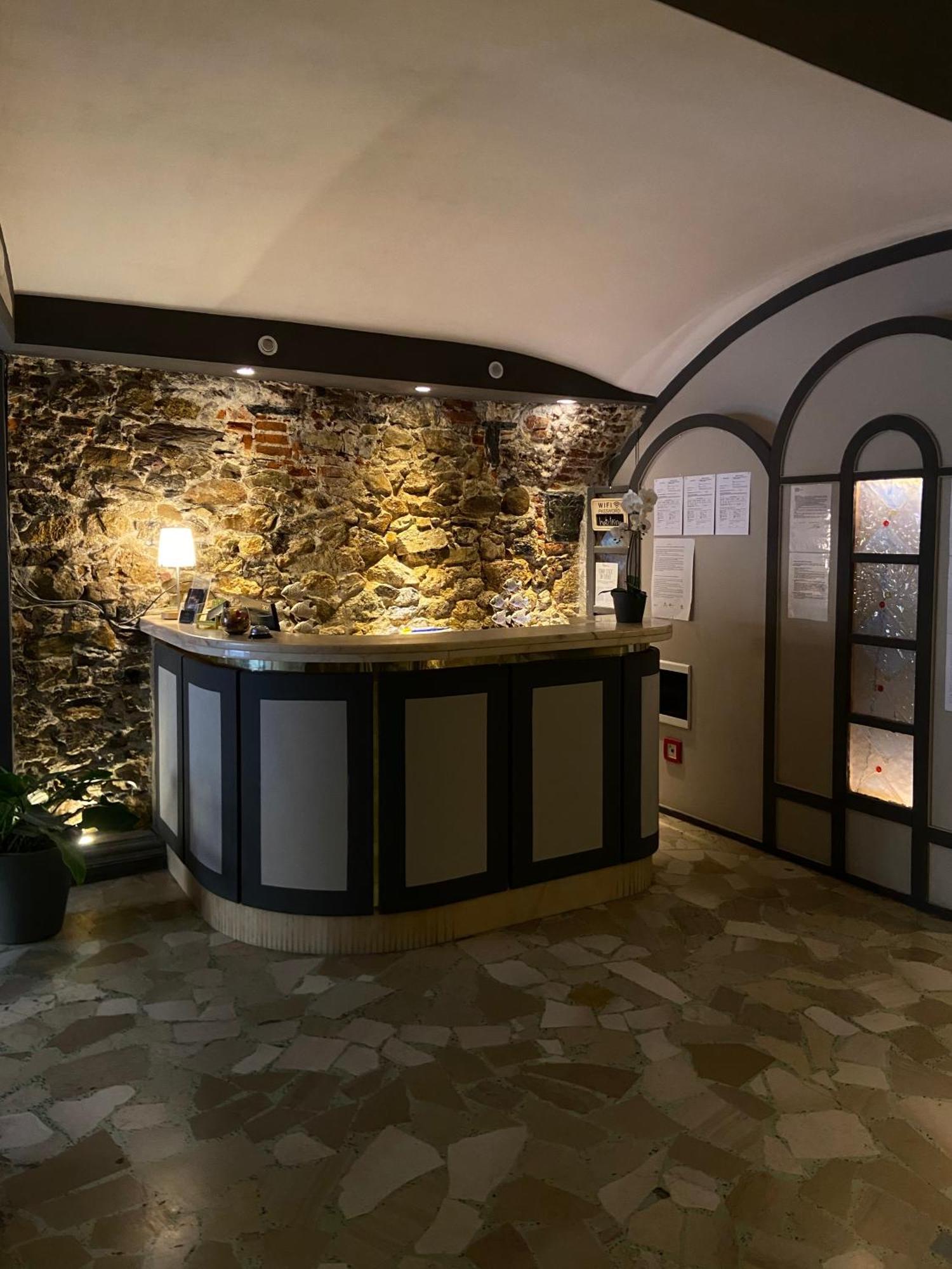 Hotel Pino Lerici Ngoại thất bức ảnh