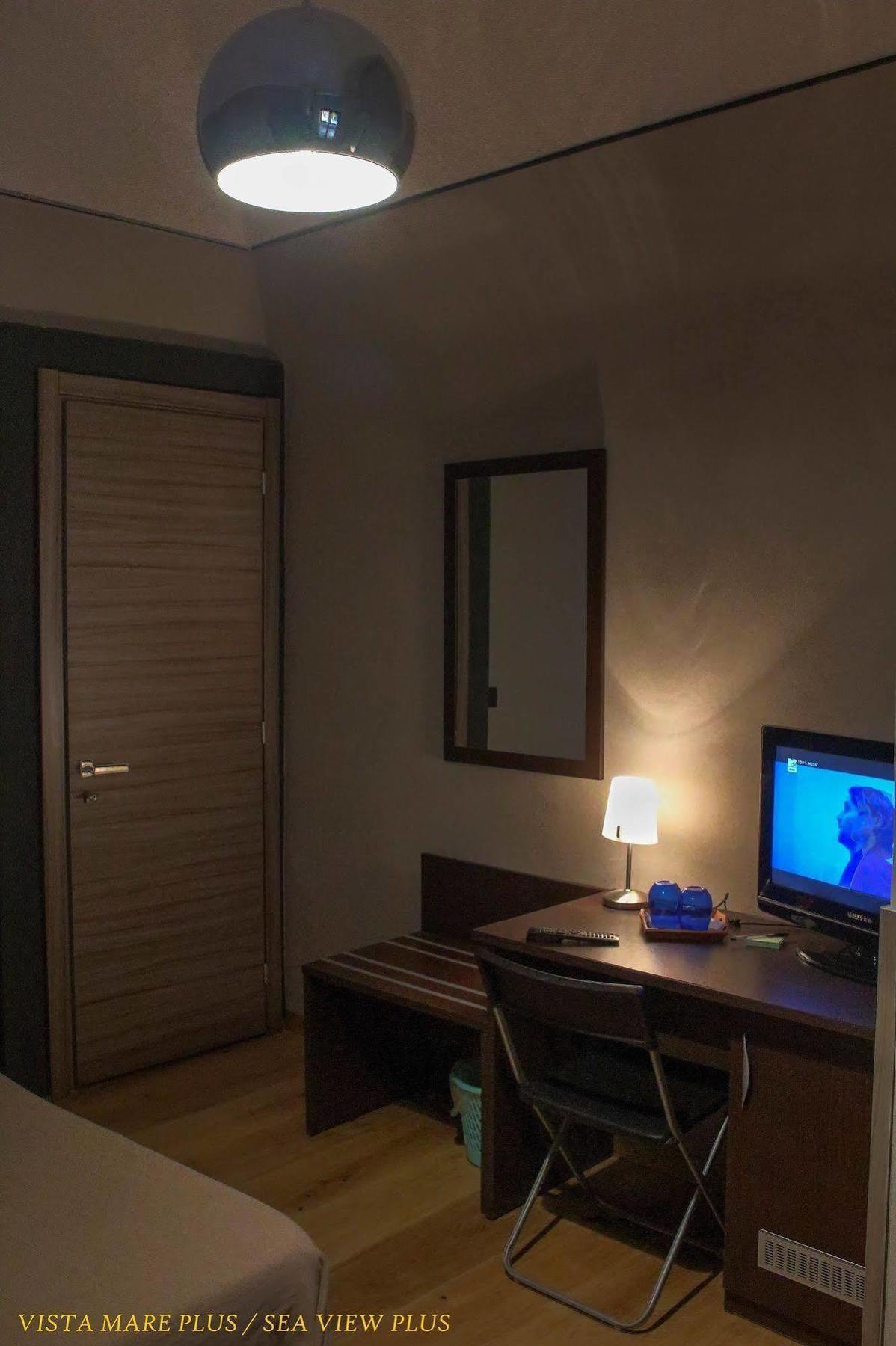 Hotel Pino Lerici Ngoại thất bức ảnh