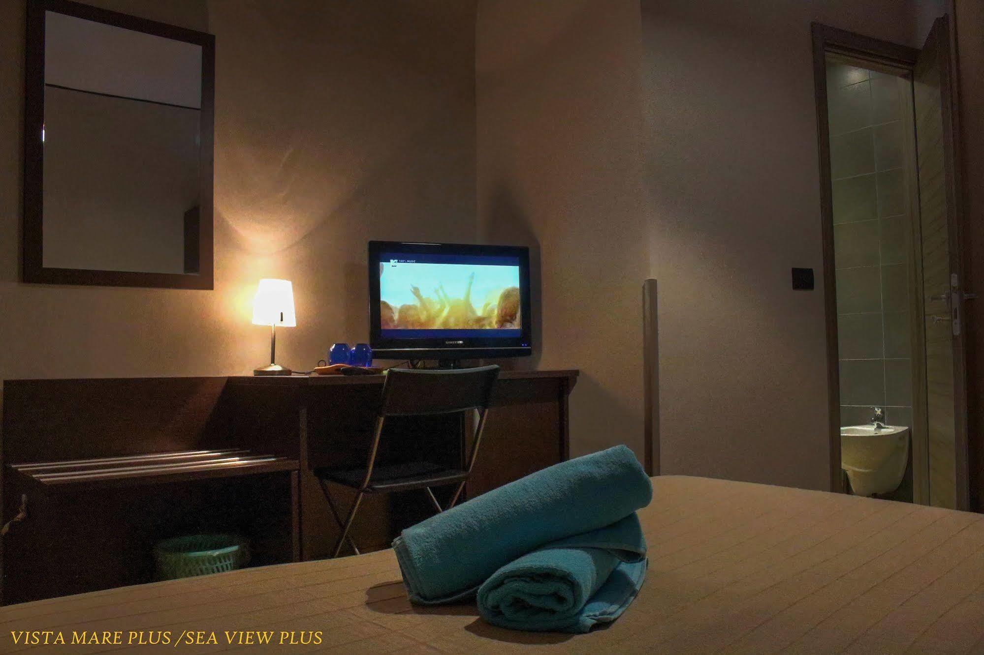 Hotel Pino Lerici Ngoại thất bức ảnh