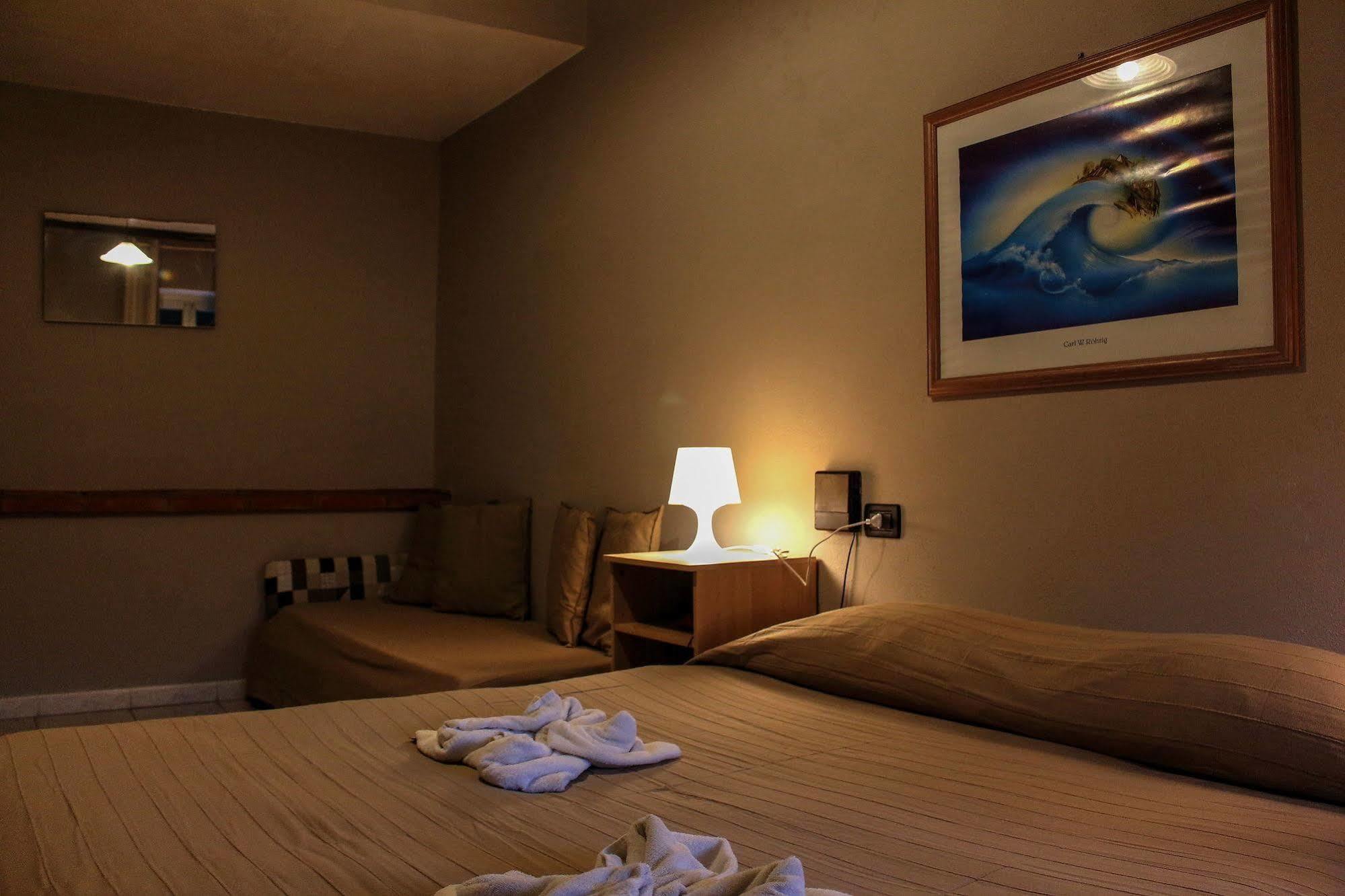 Hotel Pino Lerici Ngoại thất bức ảnh
