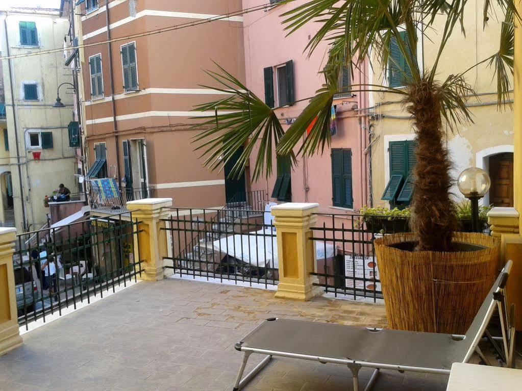 Hotel Pino Lerici Ngoại thất bức ảnh